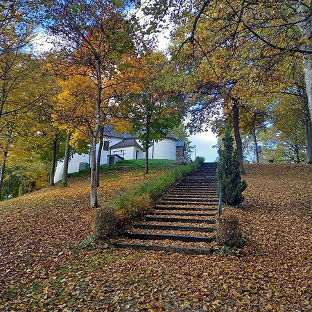 Am Pinzigberg Deyelsdorf