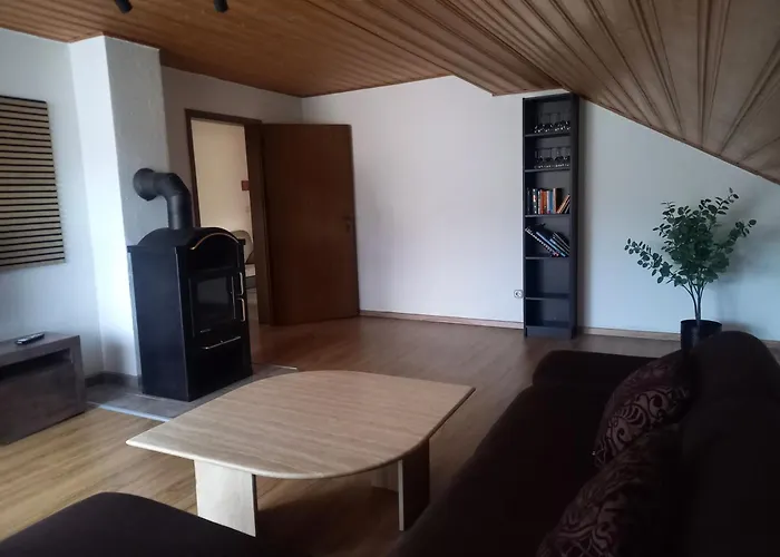 Am Pinzigberg Deyelsdorf